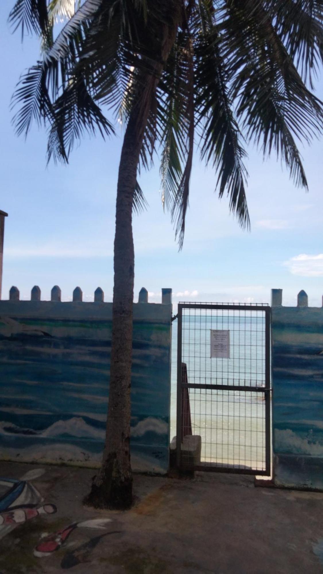 Pd Seaview Corus Paradise Lagoon Port Dickson Exterior foto